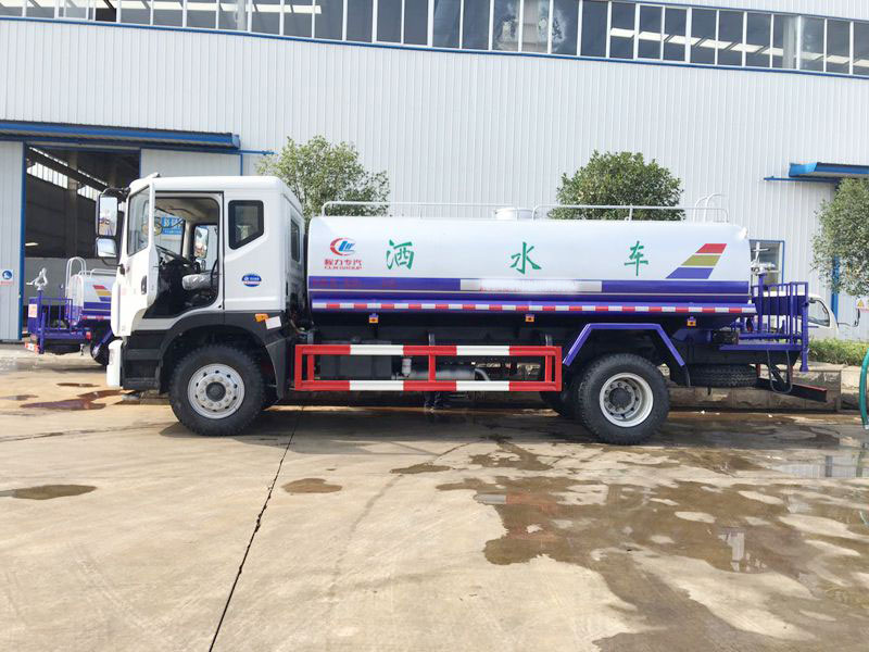 12��D9�|�L��������ˮ܇�DƬ