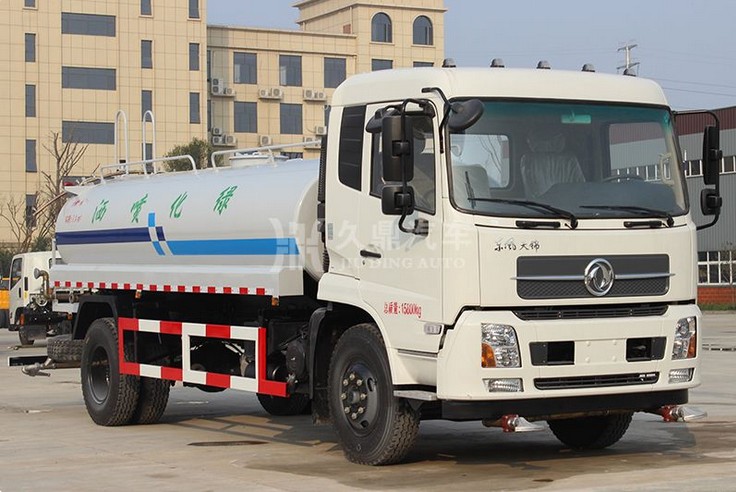 10���|�L(f��ng)���\�G����ˮ܇(ch��)�DƬ