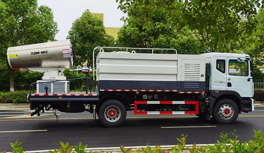 國(guó)六東風(fēng)多利卡D9天然氣多功能抑塵車 國(guó)六東風(fēng)多利卡D9天然氣多功能抑塵車